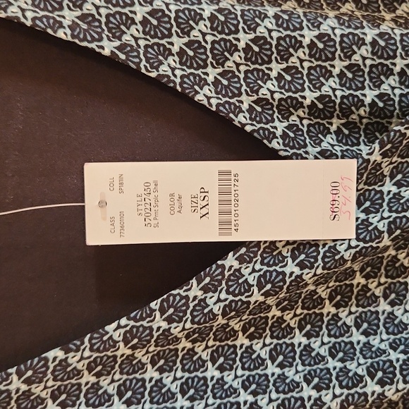 NWT WHBM Sleeveless Blue Printed Surplice Shell Size XXSP - Picture 5 of 9